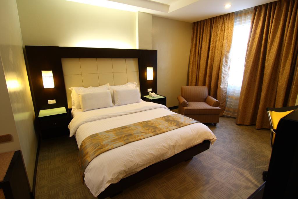 Circle Inn Hotel And Suites Bacolod Exteriér fotografie