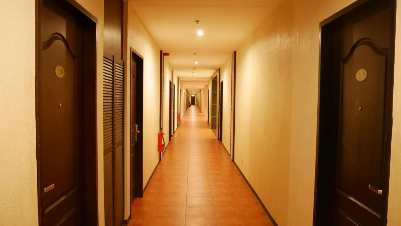 Circle Inn Hotel And Suites Bacolod Exteriér fotografie